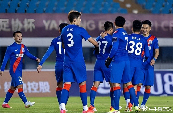 九游-他本赛季仅用三场比赛！就让球迷看到接班吴曦希望，值得期待|上海申花|中超|吴启鹏|斯卢茨基|上海申花足球俱乐部_新浪体育_新浪新闻